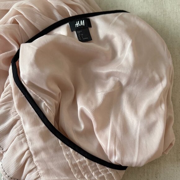 Coquette Aesthetic Whimsical Dusty Pink Dress from H&M 16 Years Ago (Size 4) - Picture 9 of 12